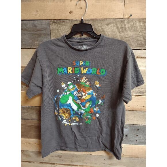 Super Mario World Medium (M) Gray Short Sleeve T-shirt Nintendo Cotton - Picture 1 of 3